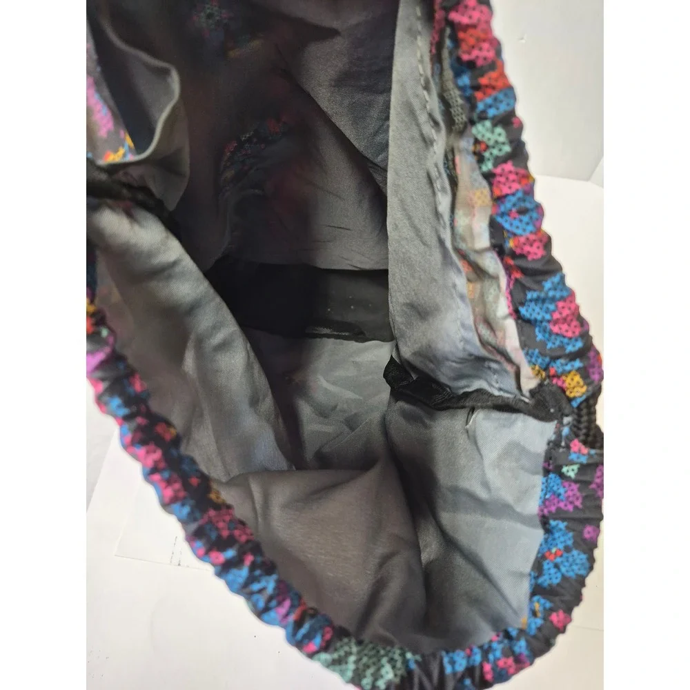 Nike Drawstring Cinch Bag Multi-Color Paisley Floral Print Gym Sackpack Black